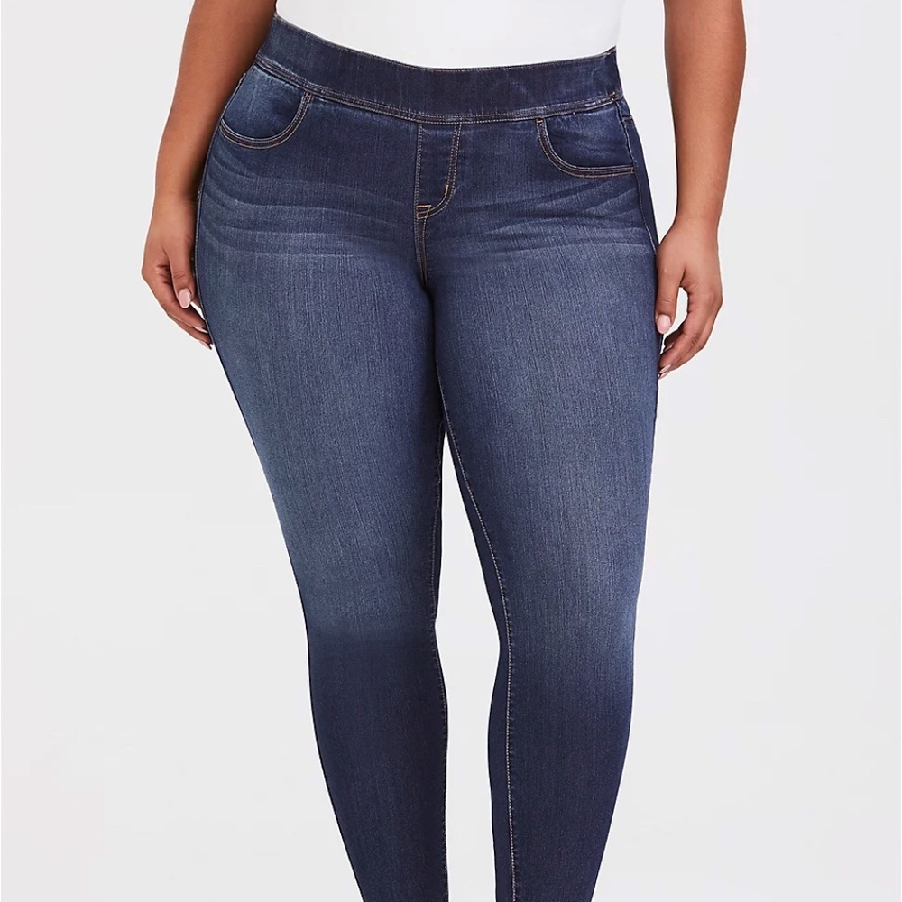 Torrid Pull On Lean Jean Size 00X (12/14)